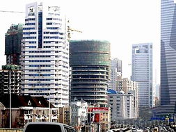 上海地產商百分之六十是紅頂商人